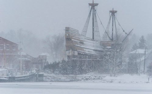 'Mayflower II' replica braves the February 2015 winter cold during restoration at Mystic Seaport